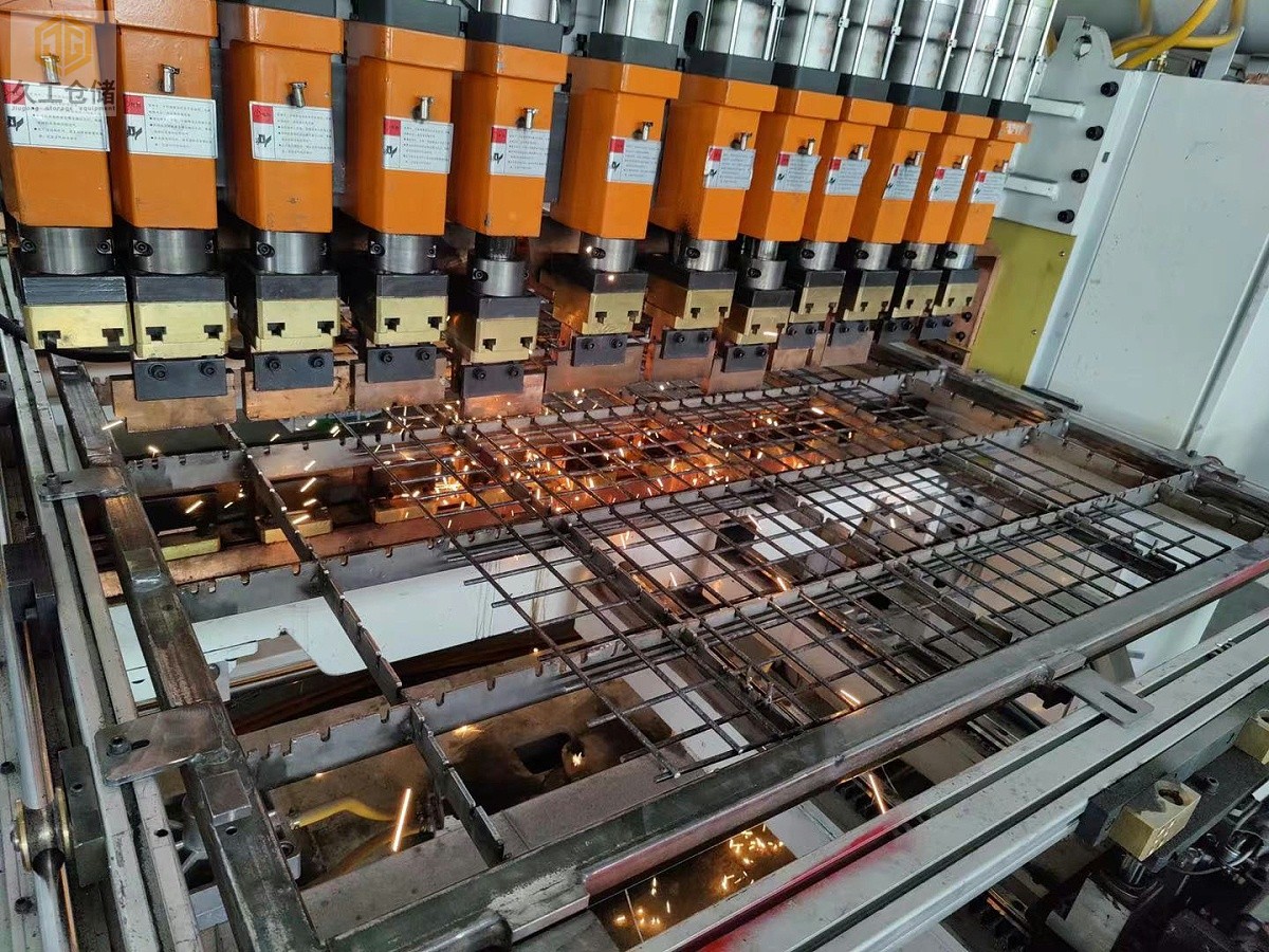 南京久工倉(cāng)儲(chǔ)設(shè)備公司設(shè)備公司介紹-工廠實(shí)拍展示-南京真正的廠家！歡迎考察！