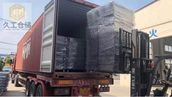 貨架網層板材料參數怎么購買？鋼層網運用特點？南京筋層網廠家-久工倉儲為大家分析！