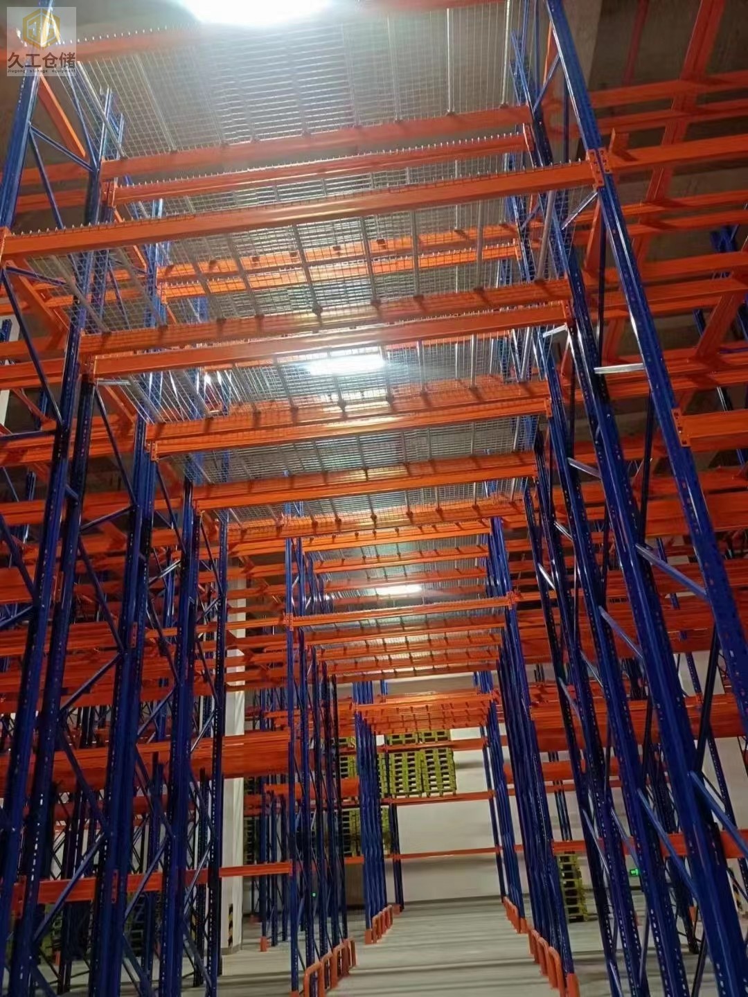 南京久工倉儲-貨架網層板現(xiàn)場實拍，南京鋼層網廠家，支持非標定制！
