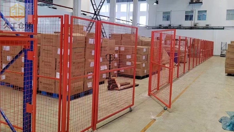 車間隔離網(wǎng)有哪些特點？南京久工倉儲設(shè)備來分析！箱了解更多關(guān)注久工！