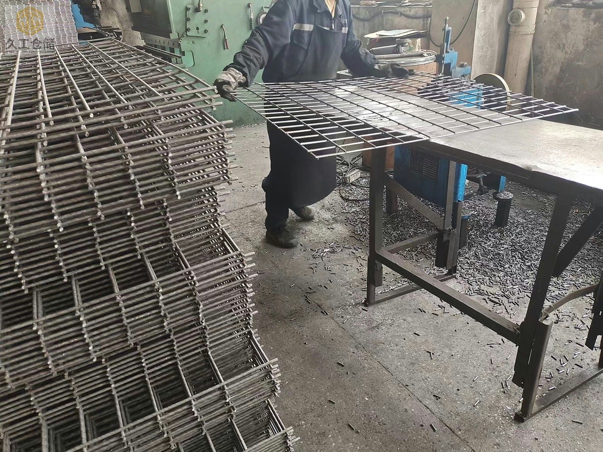 久工倉儲(chǔ)車間展示，工人實(shí)操現(xiàn)場實(shí)拍，南京久工倉儲(chǔ)設(shè)備