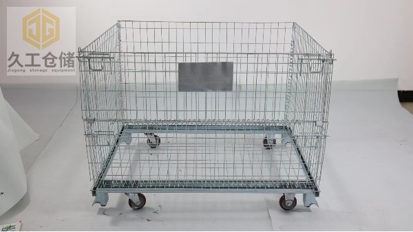 牽引倉(cāng)儲(chǔ)籠，移動(dòng)倉(cāng)儲(chǔ)籠，腳輪倉(cāng)儲(chǔ)籠有什么特點(diǎn)？南京倉(cāng)儲(chǔ)籠廠家-久工倉(cāng)儲(chǔ)來為大家分析！