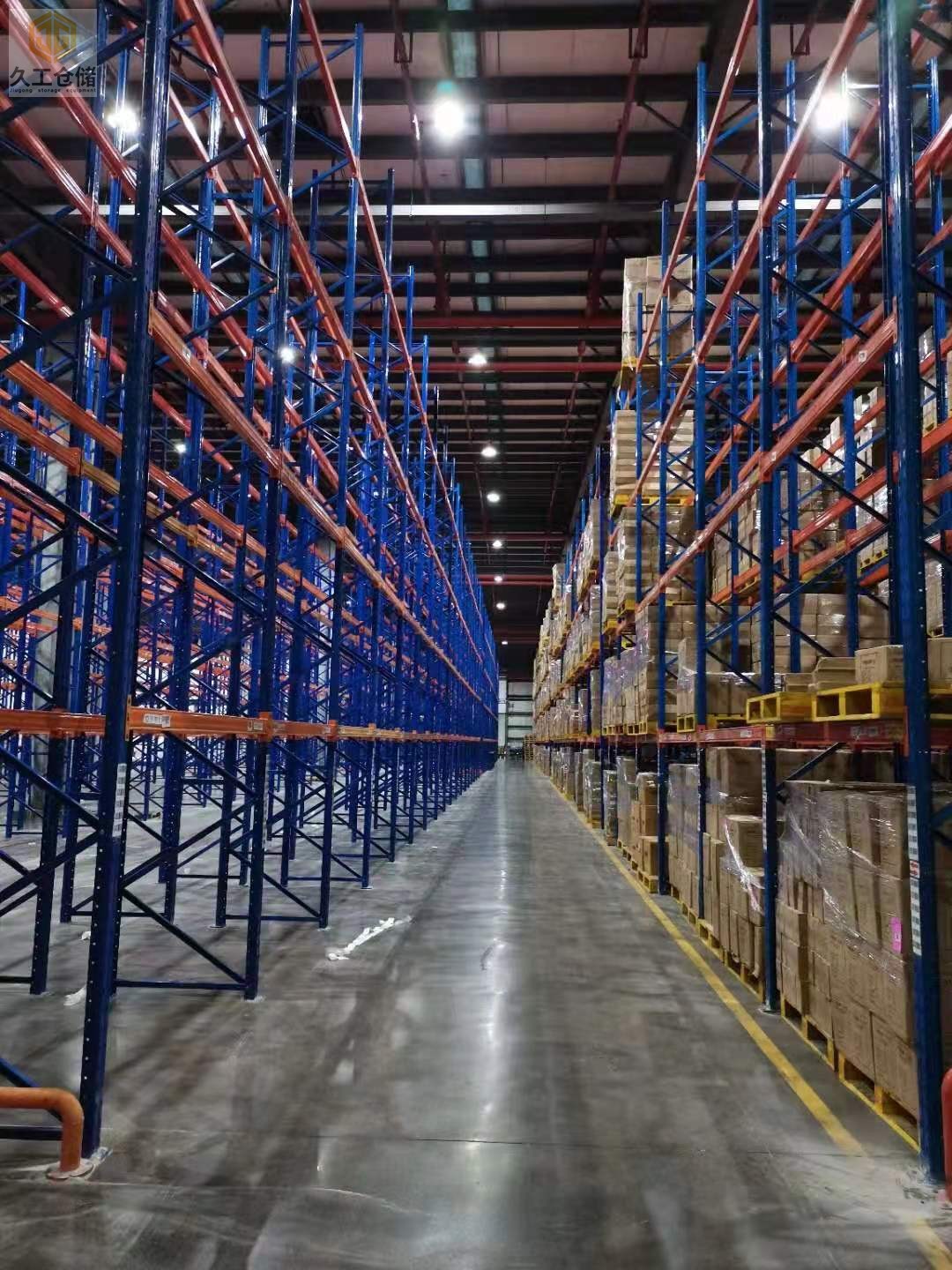 倉(cāng)儲(chǔ)貨架系統(tǒng)中最常見(jiàn)的貨架優(yōu)勢(shì)及注意事項(xiàng)，久工倉(cāng)儲(chǔ)設(shè)備