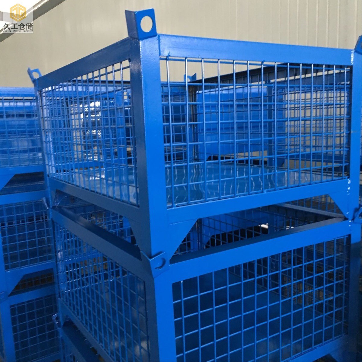 久工倉儲設(shè)備-金屬周轉(zhuǎn)箱的優(yōu)勢，種類，工藝分別是什么？一起來看看