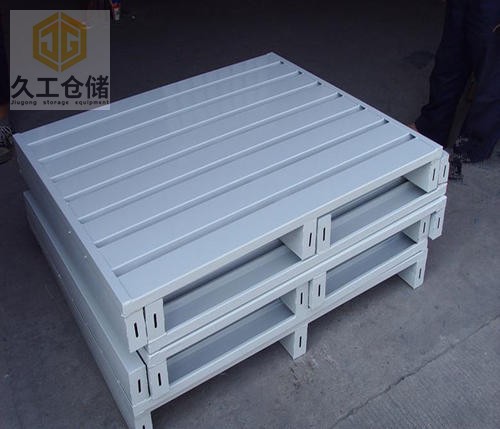 鋼制托盤的動(dòng)載,靜載,貨架載荷含義？定制要求有哪些？久工倉儲(chǔ)設(shè)備