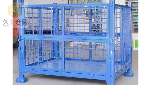 金屬周轉(zhuǎn)箱也稱鋼制料箱，折疊金屬周轉(zhuǎn)筐，馬蹄形網(wǎng)格料箱，金屬物流周轉(zhuǎn)箱的特點(diǎn)有哪些？南京久工倉儲設(shè)備