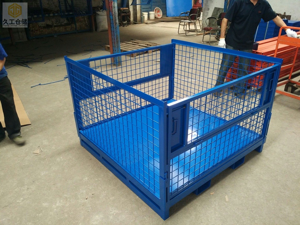 南京久工倉儲-金屬周轉(zhuǎn)箱-品類齊全支持定制，鋼制料箱特性有哪些？運用哪些行業(yè)？南京周轉(zhuǎn)箱廠家