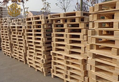 木托盤的使用注意事項有哪些？南京久工倉儲設備告訴大家！
