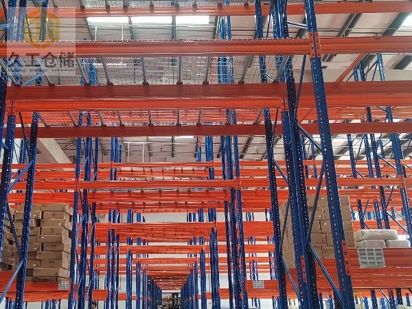 層網(wǎng)-貨架網(wǎng)層板-貨架層網(wǎng)-鋼層網(wǎng)-網(wǎng)層板廠家-久工倉儲(chǔ)設(shè)備