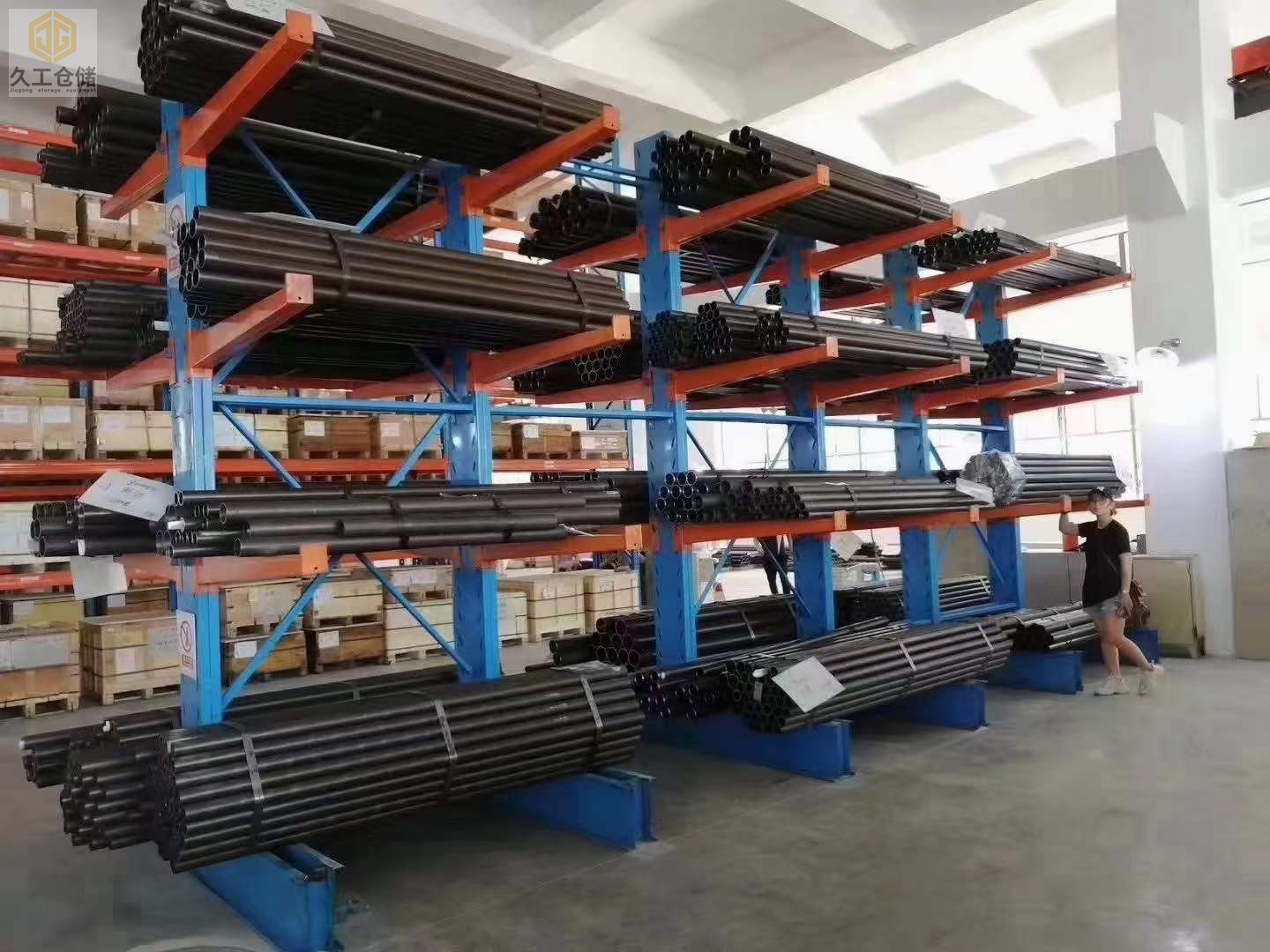 南京貨架-橫梁式貨架特點(diǎn)有哪些？久工倉儲設(shè)備為您闡述各類貨架！