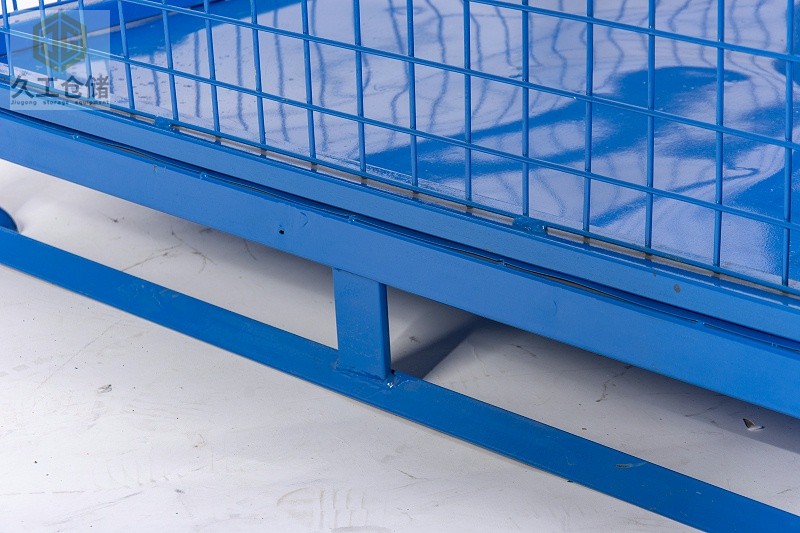 金屬周轉(zhuǎn)箱細(xì)節(jié)展示及鋼制料箱使用注意事項(xiàng)？久工倉(cāng)儲(chǔ)設(shè)備