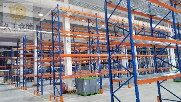 南京久工倉儲-貨架網(wǎng)層板實(shí)拍圖/層網(wǎng)安裝后的效果圖展示-南京網(wǎng)層板廠家