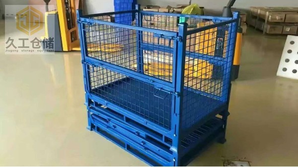可折疊網(wǎng)箱，鋼制料箱結(jié)構(gòu)是怎樣的?南京久工倉(cāng)儲(chǔ)設(shè)備-金屬周轉(zhuǎn)箱
